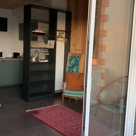 Apartman Lumineux Avec Loggia, A 50m De La Plage, Parking Prive, Proche Commerces Et Restaurants - Fr-1-306-1236 *